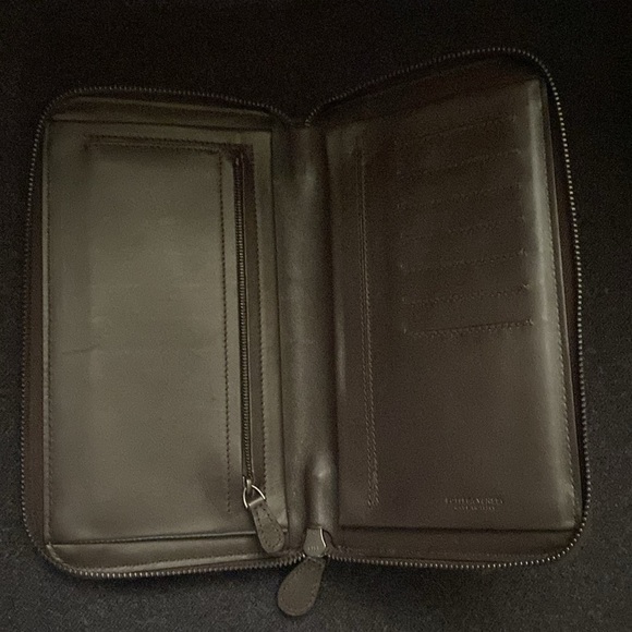 Bottega Veneta Clutch Purse - Picture 3 of 7